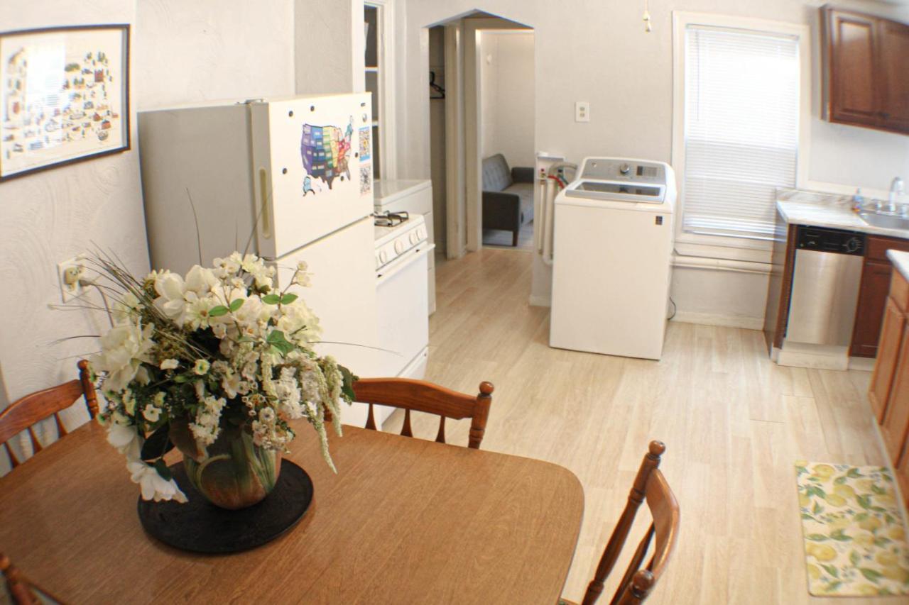 3 Bedroom Southside Pad - Sleeps 8 - Amazing Location Pittsburgh Buitenkant foto